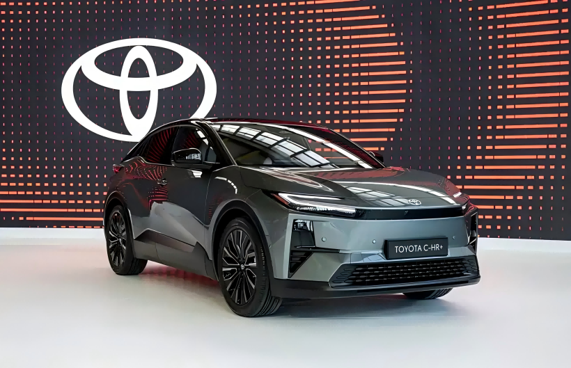 Toyota C-HR + EV publica imagines dimisit: Dual-motor AWD version available cum maximam range de DC km