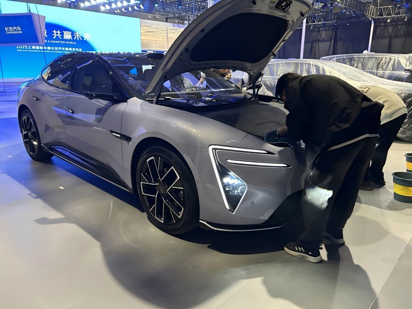 Venue Explorationis ad MMXXV Shanghai Auto Show: Avita VI maculosa, in sale ex 191.900 Yuan (limitata tempore)