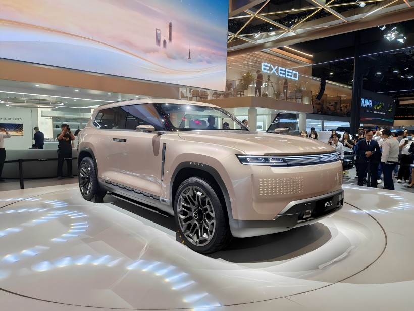 MMXXV Shanghai Auto Show: Starway Tianji conceptum currus unveiled, posita in magna VI - seater otium SUV