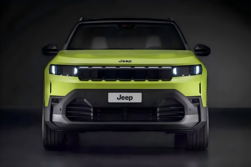 Putantur publica imagines de omnibus-novus Jeep circumdate sunt quae sunt, cum potentiale release in hoc anno. Vehiculum expectat offerre pura electrica, mitis hybrid et obturaculum, in hybrid PowerTrain options
